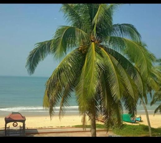 Beach a Holic/Calm beach facing Villa