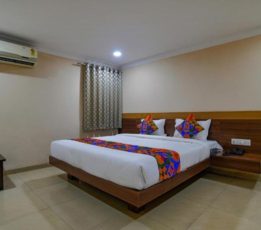 FabHotel Pishori