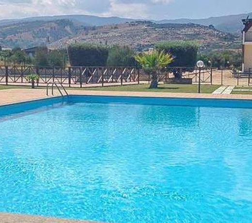 Nice apartment in Isca Marina with 2 Bedrooms
