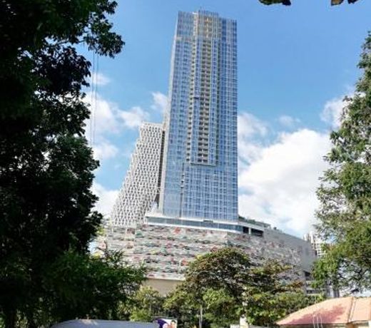 Super Luxury 2 BR Apartment in Five Star Colombo City Centre
