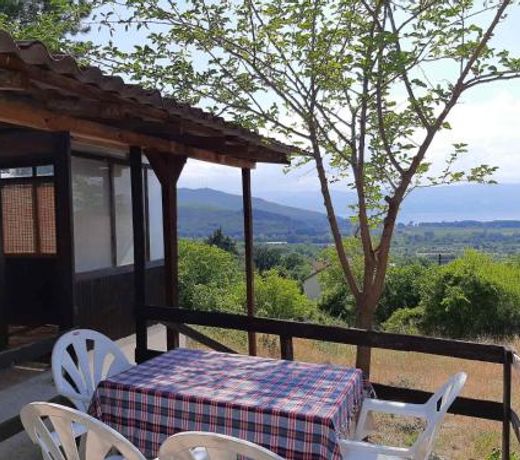 Luccia Apartments - Country House at Monastery Saint Naum
