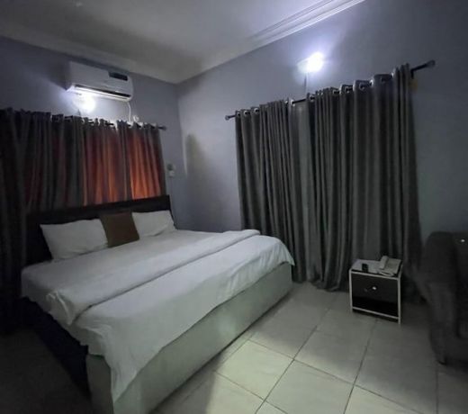 99 Apartment and Lounge Ltd