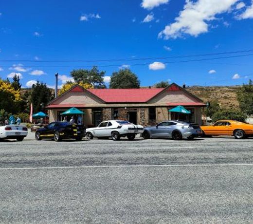 Oturehua Railway Hotel Cottage