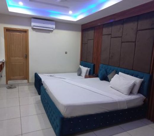 Hotel Executive One