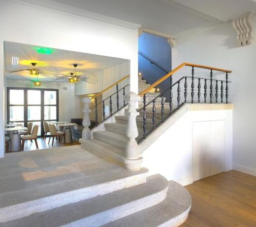 MouraSuites Hotel