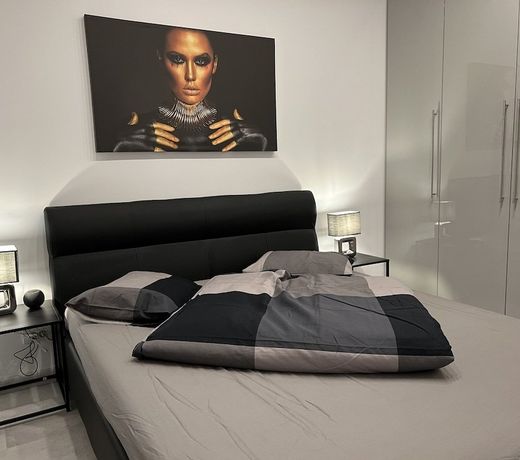 Amazing 2-Room Penthouse Cityview W13
