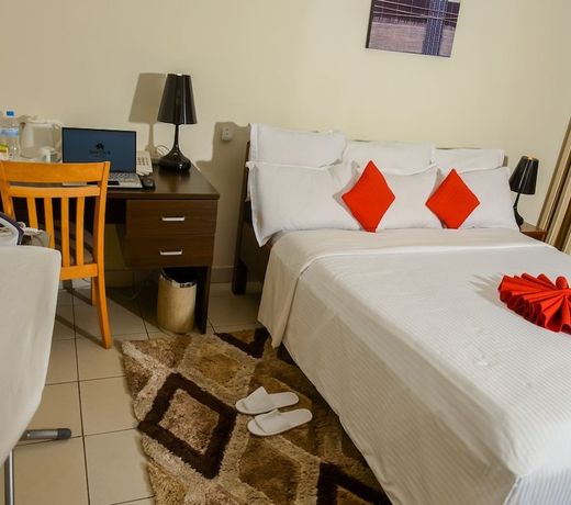 One Click Hotel