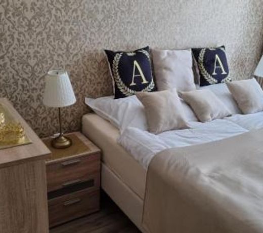 Royal Adela Luxury Apartment, Podhájska 992