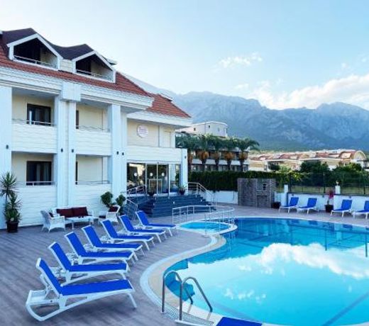 Emily Rose Hotel