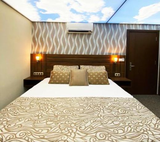 Emily Rose Hotel