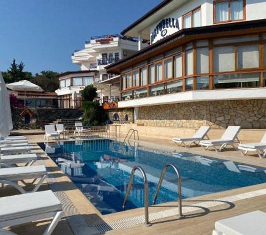 NATURELLA APART HOTEL