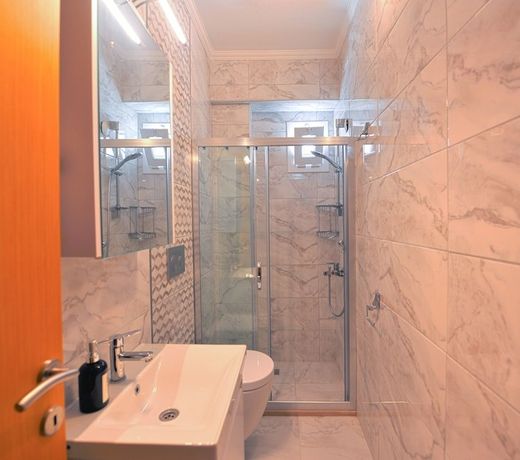 Ozgur City Residence