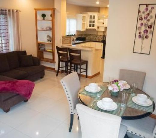 Stacys Place 2 Bedroom Apartment 1