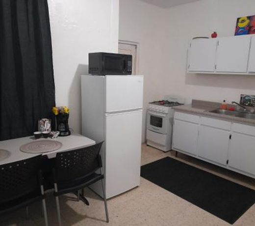 Hermoso apartamento frente aeropuerto de Isla Verde.