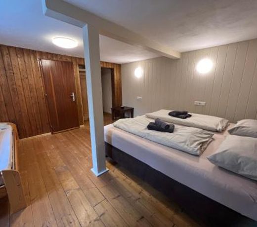 Wood Lodge