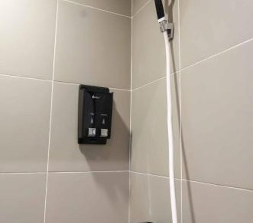 M Cabin Karawaci