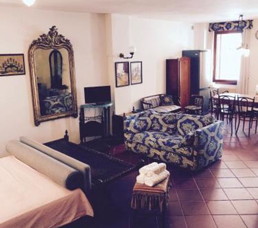 Carraresi Room