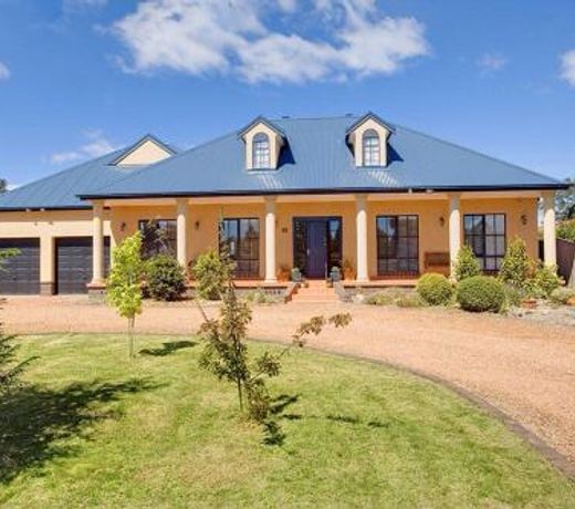 Stately Bowral Designer Home