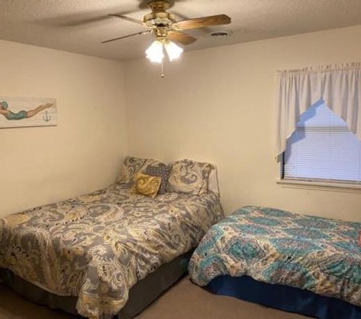 Hermitage 1G Condo