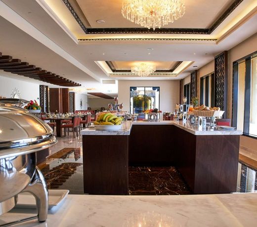 Carlton Dubai Creek Hotel