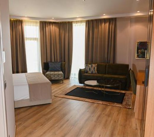 White Hill Hotel