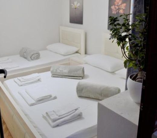 Aria Apartment