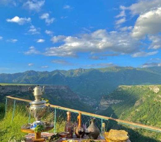 TsatÊ¼er Guest House