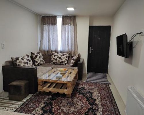 Julias Place - Apartment, Garden & BBQ - Вагаршапат - фото 2