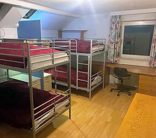 Suburb Hostel