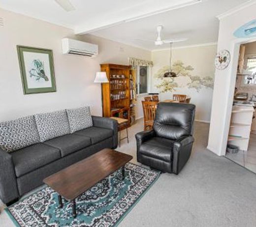 Magpie Cottage