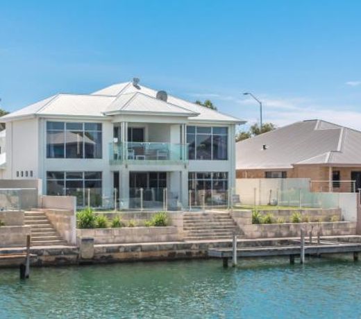 Deluxe Living in Mariners Cove