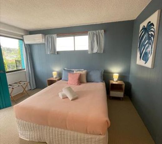 Coast Motel Eden