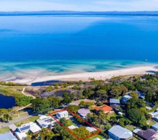 Buckley's Cottage By The Sea