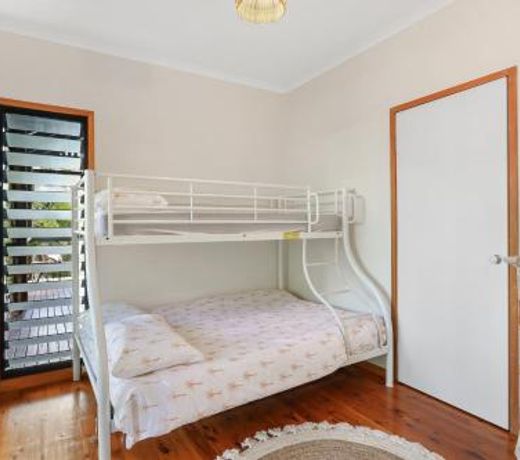 70 Mooloomba Road "Straddie Hideout"