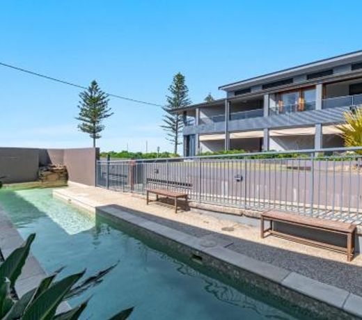 Sea Esta - Lennox Head