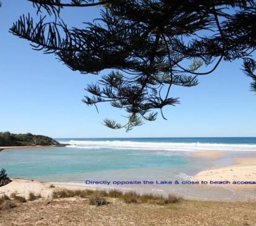 BEACHFRONT 4 Unit 4 of 12 Bundella Ave LC