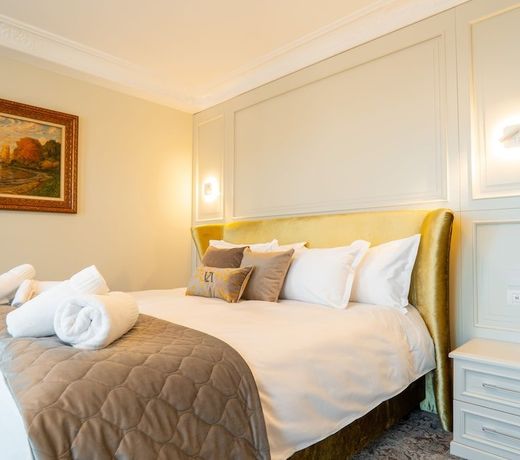 VIZUALIZA Residence Hotel