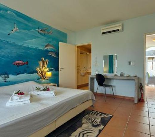 Windsock Apartment Manta Ray