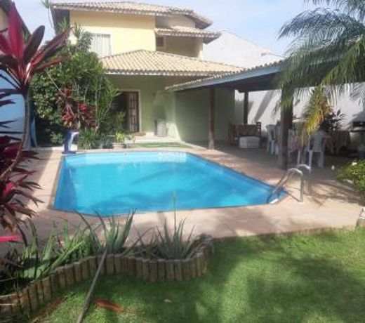 Casa em Buraquinho