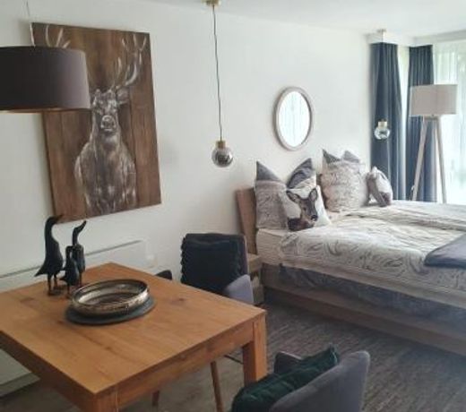 Maurers Schlierseetraum 6, Studio 455 mit 42 qm neu renoviert, Erdgeschoss mit eingezÃ¤unter Terrasse in ruhiger Lage am Kirchbichlweg 8
