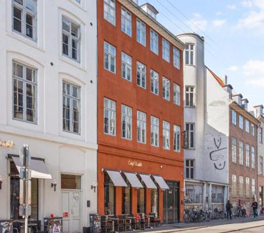 Sanders Regent - Inviting One-Bedroom Apartment Near Central Square