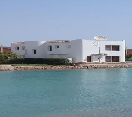 Hurgadian Luxurious Villa Adan El Mamsha Long and Short Term