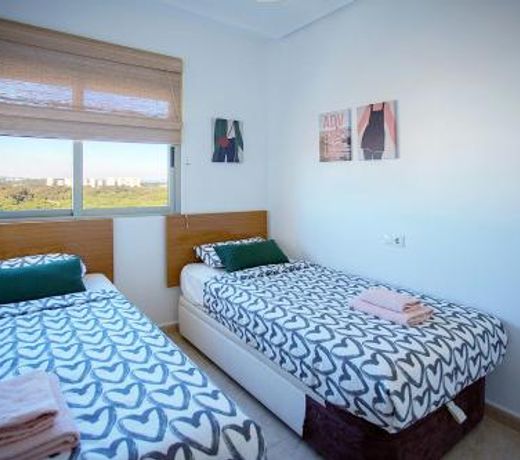 122 Perfect Apart - Alicante Holiday