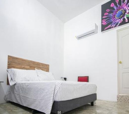 OYO Hotel Plaza Las Torres, Cabo San Lucas
