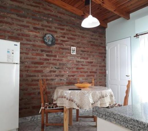 San Cayetano Departamento por dia con cochera gratis
