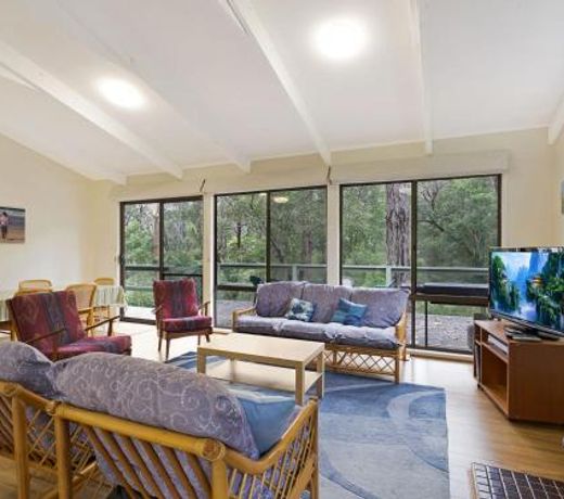 37 Coastal Court Bush Retreat By the Sea