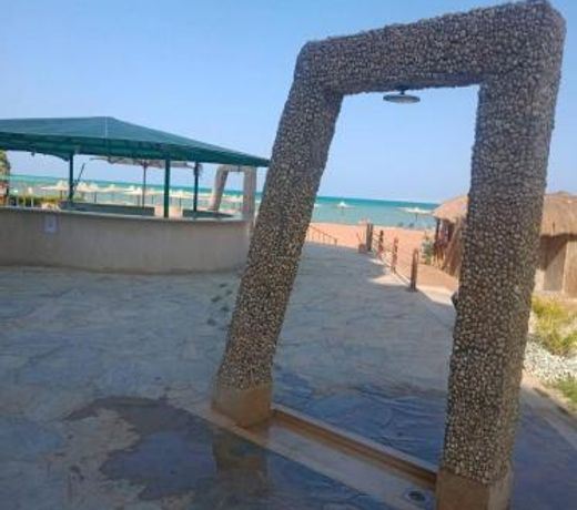 Beautiful studio with sea view and pool view