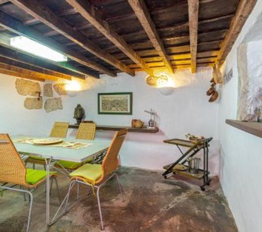 Flatguest Amiga Mia - Traditional House