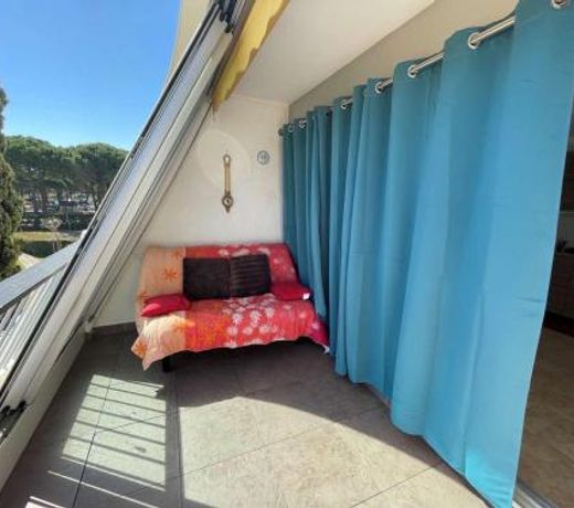 Appartement Port Camargue, 1 piÃ¨ce, 4 personnes - FR-1-250-230