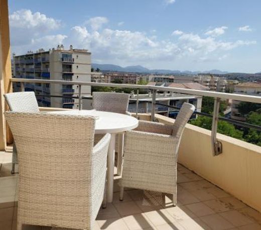 MIOUGRANO T1 Bis 30m2 4 Personnes 200 m de la Plag